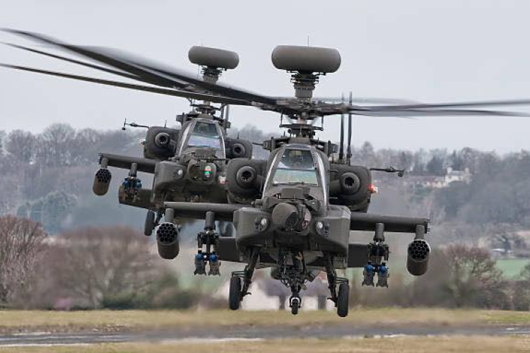 Amerikai harcászati helikopterek zajától lesz hangos a pápai légtér